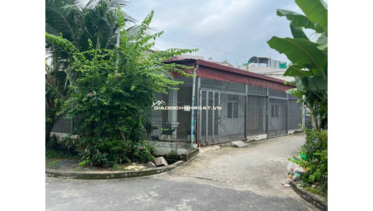 Bán nhà 2 MT 106m2 phường Linh Đông gần chợ Thủ Đức