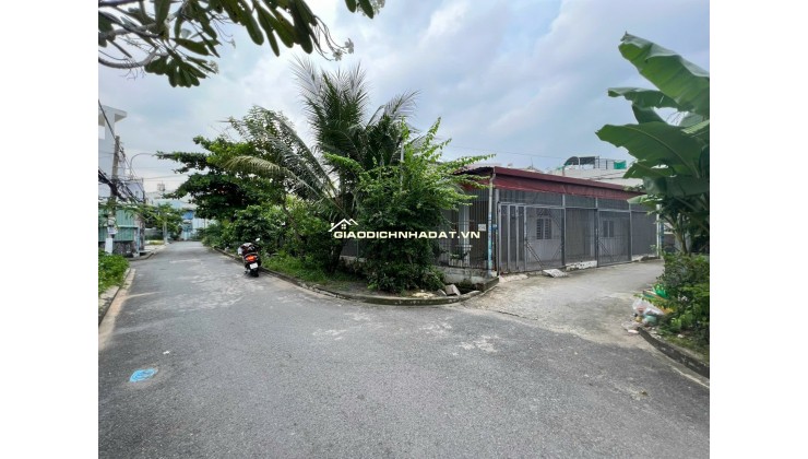 Bán nhà 2 MT 106m2 phường Linh Đông gần chợ Thủ Đức