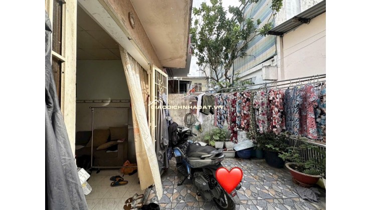 90M² _ NGANG 4.3 _ HOÀN CÔNG ĐỦ _  HẺM XE TẢI _ KẾ NGÃ 4 HÀNG XANH _ CHỈ 5.5 TỶ