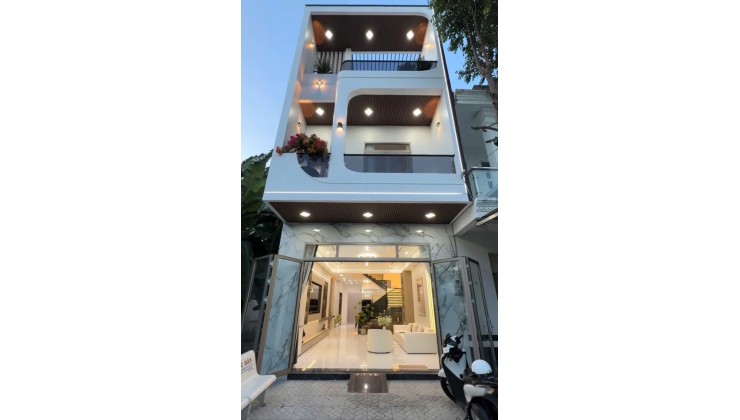 CẦN BÁN GẤP NHÀ PHỐ 3 TẦNG NGAY TRUNG TÂM TP THỦ DẦU MỘT BÌNH DƯƠNG