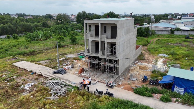 CẦN BÁN NHANH LÔ ĐẤT 120M2 NGAY TRUNG TÂM TP THỦ DẦU MỘT BÌNH DƯƠNG
