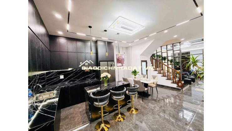 Bán nhà phố Đại La, quận Hai Bà Trưng, 54m, sát mặt phố, tặng full nội thất cao cấp , 12.5 tỷ