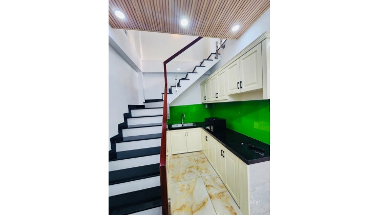 SIÊU PHẨM NHÀ ĐẸP FULL NỘI THẤT - HẺM XE HƠI - THÔNG TỨ TUNG - 50M2 - SỔ ĐẸP - HÀNG HIẾM TRONG PHÂN KHÚC