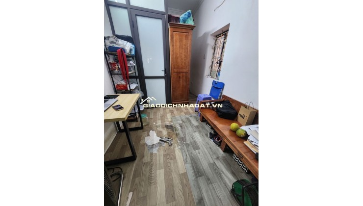 Siêu hiếm, lô góc mặt phố Trương Định 35m2 x 3 tầng. Vỉa hè rộng, kinh doanh khủng