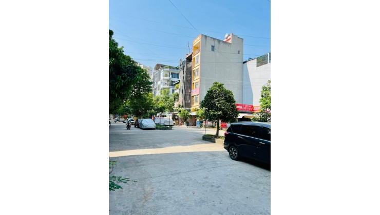 Bán nhà Khu DV Cây Quýt KĐT Văn Khê DT 44m2, 5 Tầng, MT 4m, giá 16.9 tỷ Hà Đông