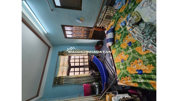 THỦ ĐỨC - SAU NHÀ MẶT TIỀN - LÔ GÓC - XE HƠI TỚI NHÀ - HOÀN CÔNG - CHÍNH CHỦ LÂU ĐỜI