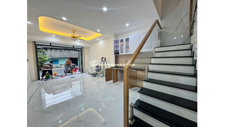 MẶT TIỀN QUÁ RẺ TRUNG TÂM QUẬN 8 -KINH DOANH ĐỈNH  CHỈ NHỈNH 100tr/m2- SỔ NỞ HẬU ĐẸP A4 - HIẾM TRONG KHU VỰC.