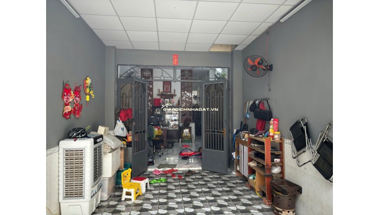 Bán Nhà HXH Đường Trường Chinh, P.14, Q. Tân Bình, 96m², Chỉ 10.2 Tỷ