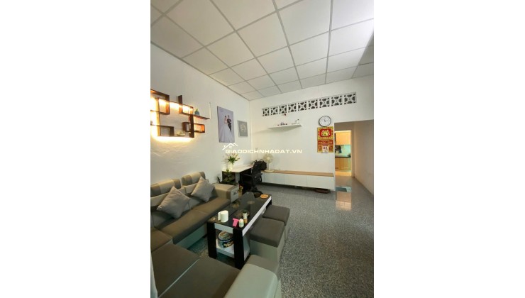 Nhà Đẹp Chủ Cần Xoay Vốn Gấp, Chỉ Hơn 1tỷ635 cho 50m2, SHR, GD Gọn Lẹ, Gần Mặt Tiền Tam Đông, Thới Tam Thôn, Hóc Môn
