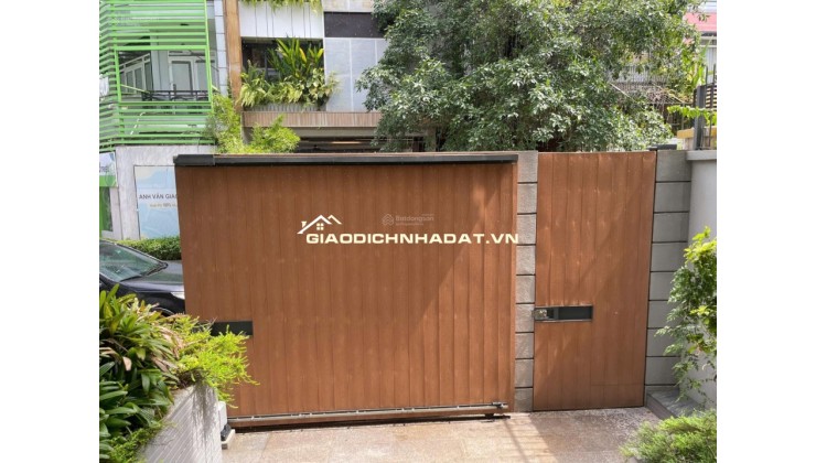 Nhà mới mặt tiền Cù Lao, Phan Xích Long, 120m², nội thất gỗ Cẩm Lai – Giá 49 tỷ (TL)