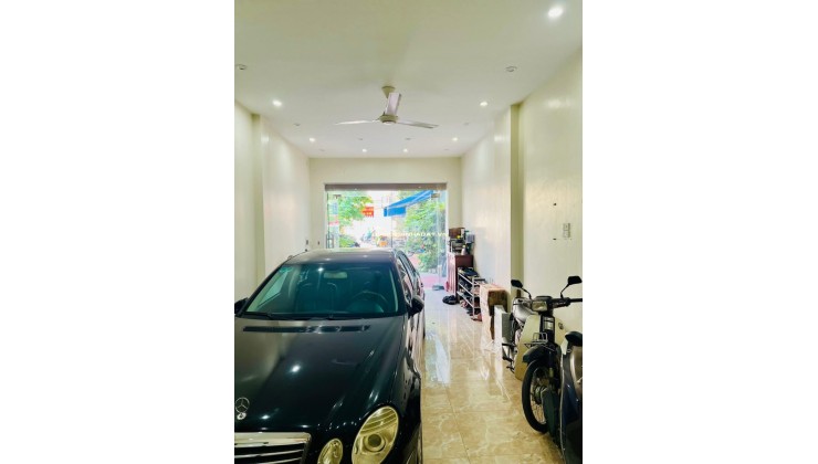Bán nhà Khu DV Cây Quýt KĐT Văn Khê DT 44m2, 5 Tầng, MT 4m, giá 16.9 tỷ Hà Đông