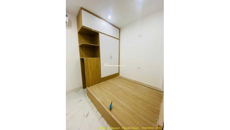 Bán tòa 7  tầng căn hộ dịch vụ Hai Bà Trưng dòng tiền 70 triệu Liên hệ Ms Hoa : 0981576598