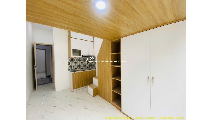 Bán tòa 7  tầng căn hộ dịch vụ Hai Bà Trưng dòng tiền 70 triệu Liên hệ Ms Hoa : 0981576598