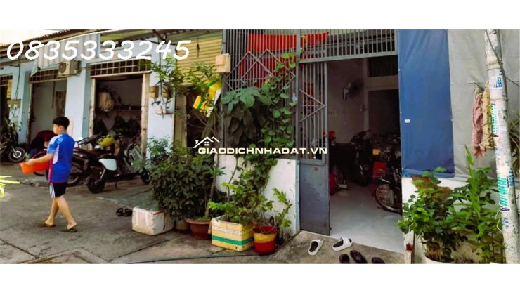 Nhà  2.95 tỷ Bình Tân , Hẻm Xe Hơi. 2PN. Sổ hồng. Công viên Kênh Nước Đen Vị trí vàng!