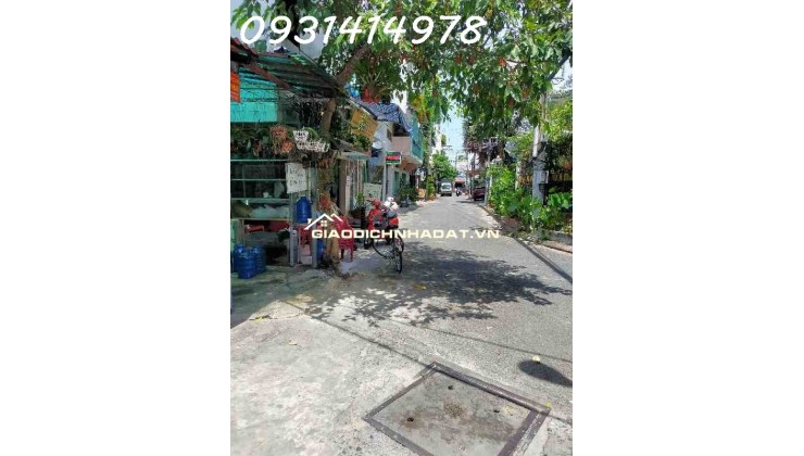 vị trí đẹp tại đường Nguyễn Duy Cung, phường 12, quận Gò Vấp.