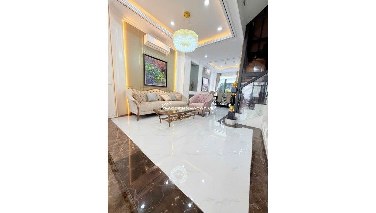 BÁN NHÀ PHỐ TÂN CỔ ĐIỂN - HẺM XE HƠI – DT: 5 x18.5M2 – THỊ TRẤN NHÀ BÈ – GIÁ NHỈNH 10 TỶ