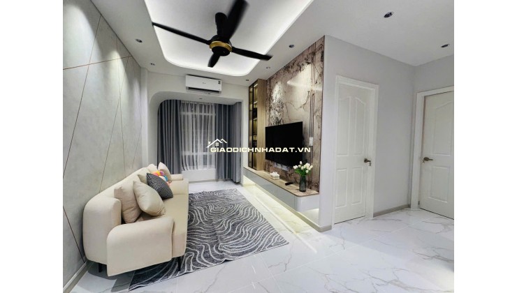 Căn hộ Sky Garden 3, 3 phòng ngủ 2 toilet. View sông thoáng mát. Giá 5.95 tỷ. LH 0909 332 839 Mr. Lộc