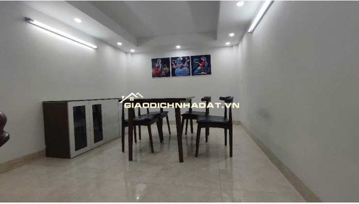 Hiếm bán gấp nhà Yên Phúc Hà Đông 55m 6 tầng nhỉnh 14 tỷ ,xe oto tránh