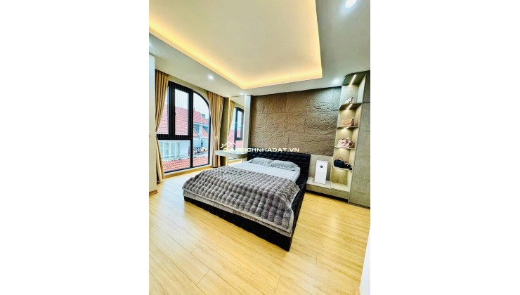 Bán nhà Lê Lợi,HĐ HN,kinh doanh , ô tô, thang máy,wiu đẹp , dt39m2,giá 9 ty