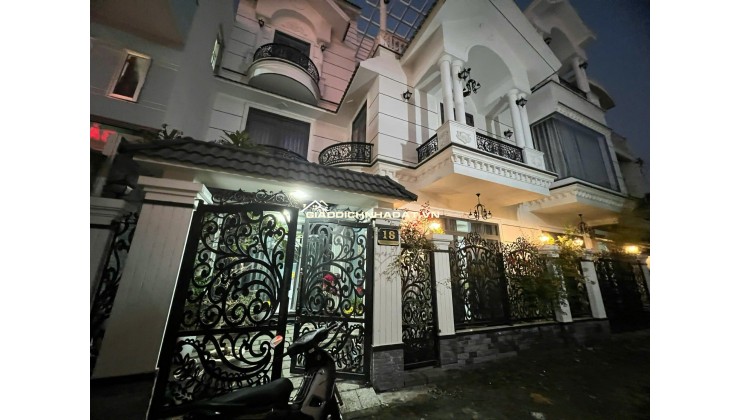 CĂN HỘ MẶT PHỐ TRƯƠNG CÔNG ĐỊNH - PHÚ TRINH, PHAN THIẾT: 100M2, 3 TẦNG, 3 PN, GIÁ 8.2 TỶ - SỔ HỒNG CHÍNH CHỦ