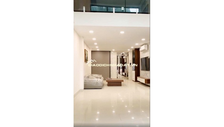 Cho thuê nhà 6 tầng x thang máy 50m cực đẹp tại ngõ 572 Ngọc Thụy