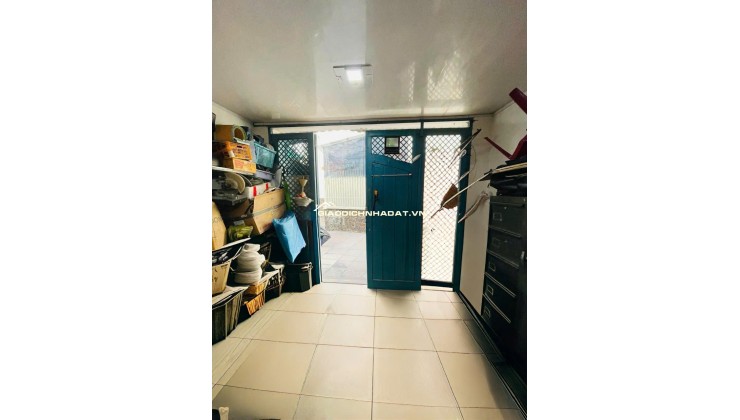 NHÀ LÔ GÓC ĐẸP NHƯ MƠ – XE HƠI TỚI CỬA – CHỈ HƠN 6 TỶ