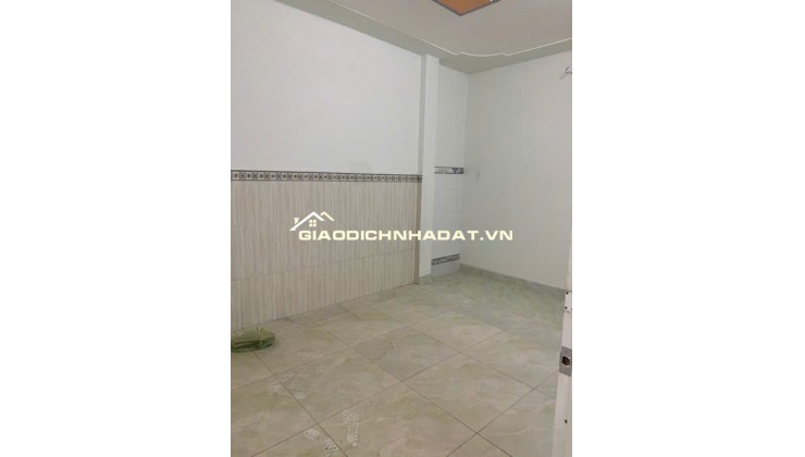 NHỈNH 3 TỶ CÓ NHÀ 54M2 MỚI ĐẸP Ở NGAY 1 TRỆT 1 LỬNG 2 PHÒNG NGỦ -  HẺM BA GÁC ĐUA GẦN HẺM ÔTÔ