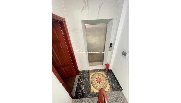 BÁN NHÀ HOÀNG ĐẠO THÀNH- Ô TÔ TẢI ĐỖ CỬA - THANG MÁY - NHÀ ĐẸP FULL NỘI THẤT 35m giá chỉnh 10 tỷ
