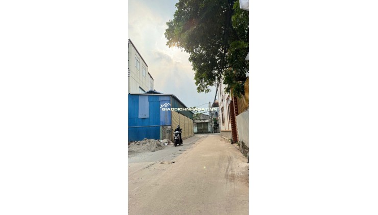 BÁN TRỤC CHÍNH QUẢNG UYÊN. MINH CHÂU . YÊN MỸ 80M2 CHỈ 4XTR/M2. LH;0969616225.