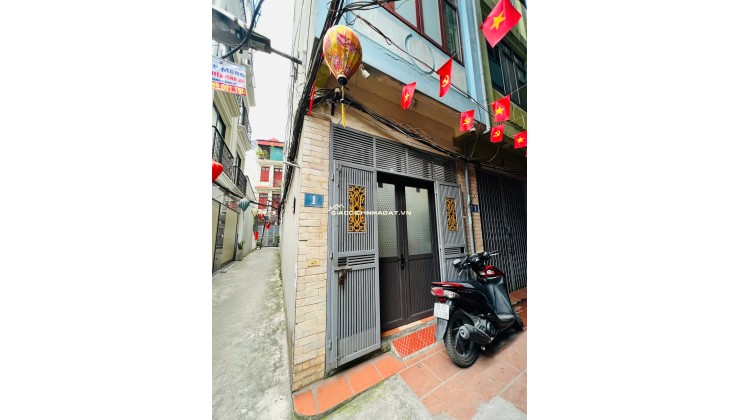 Bán nhà trung tâm Bồ Đề 5 tầng 5.3 tỷ