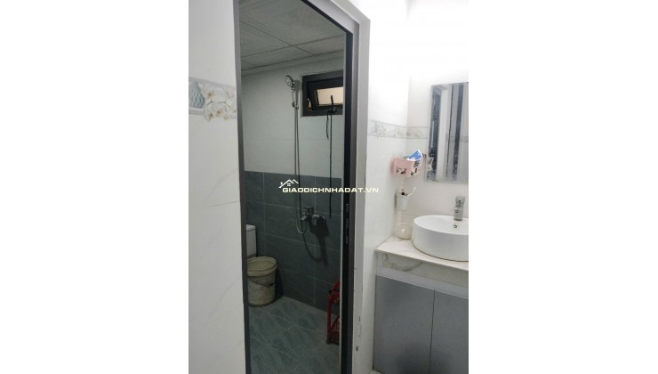 BÁN NHÀ GÁC LỬNG ĐÚC 2 MẶT KIỆT OTO TẠI HOÀ KHÁNH NAM, DT 73M2 SHR 2.39 TỶ. LH:0977636055