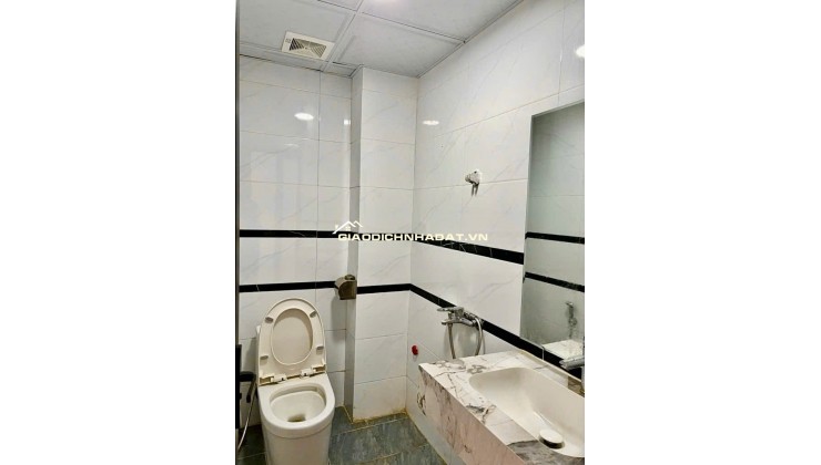 Bán nhà lô góc, 5 tầng mới tinh, ô to tải đỗ cửa giá 6.4 tỷ