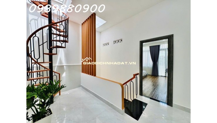 Huỳnh Văn Bánh, nhà mới đẹp - 65m2, 8,25Tỷ TL.
