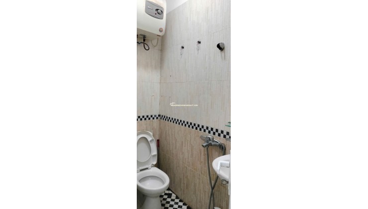 Chính Chủ Cho Thuê Căn Hộ 2 Phòng Ngủ Giá Chỉ 8.5 Triệu/tháng