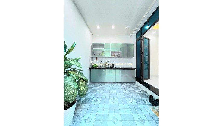 Bán Nhà Tân Mai Ô Tô Đỗ Cửa 45m 2 Tầng 3 Ngủ Giá 4.28 Tỷ Sổ Đỏ Chính Chủ