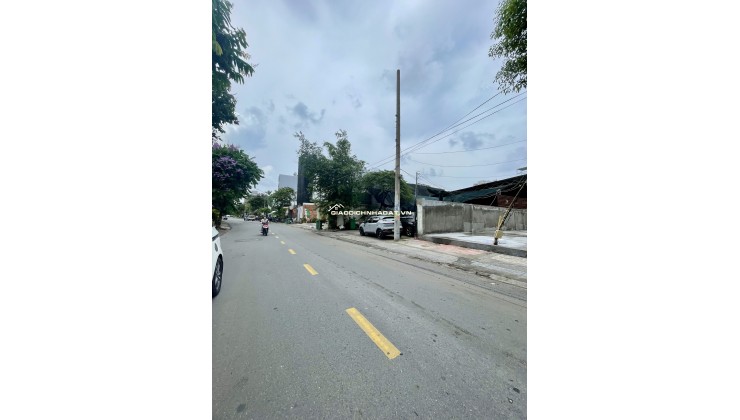 Bán Góc 2 MT Quốc Hương, phường Thảo Điền, Quận 2 – Diện Tích Lớn – Vị Trí Đẹp Hiếm Có - Chỉ 85 Tỷ TL