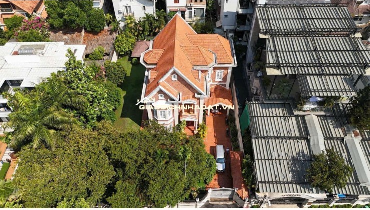 Bán BiệtThự Mặt Tiền Đường Số 6 – Gần Trần Ngọc Diện, Thảo Điền, Quận 2 – 725.3m², 3 Tầng, Sân Vườn & Hồ Bơi – Giá 120 Tỷ TL