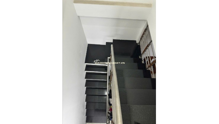 BÁN NHÀ HẺM PHAN HUY ÍCH, LÔ GÓC 2MT HẺM 8M, DT 90m2 x 2 TẦNG BTCT, GIÁ NHỈNH 7 TỶ. LH:0988404529.