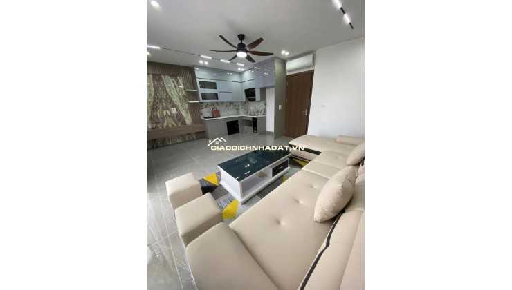 NHỈNH 10 TỶ SIÊU HIẾM TẠI ÁI MỘ CẬN KỀ ĐƯỜNG HỒNG TIẾN