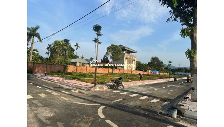 Chính chủ bán lô đất nền Hòa Lạc(khu đất nằm trong lõi của khu đô thị vệ tinh Hòa Lạc)