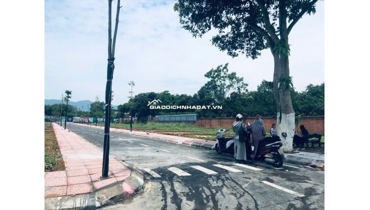 Chính chủ bán lô đất nền Hòa Lạc(khu đất nằm trong lõi của khu đô thị vệ tinh Hòa Lạc)