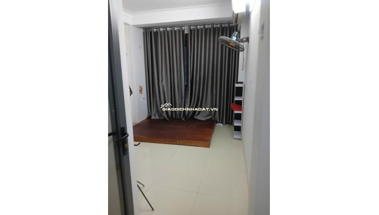 Bán biệt thự liền kề Long Biên, 46m², 5 tầng, 7.9 tỷ, sổ đỏ