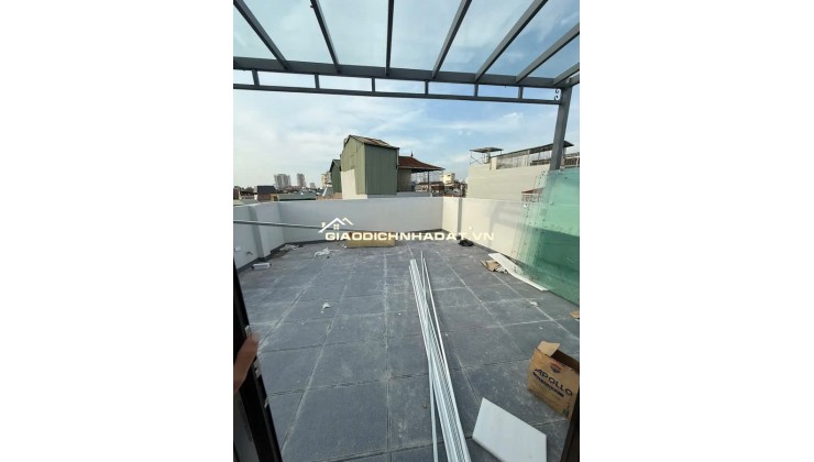 Hiếm.Tân Mai - 82m2 x 5 tầng, thang máy, full nội thất. Ô tô đỗ cổng, kinh doanh, văn phòng