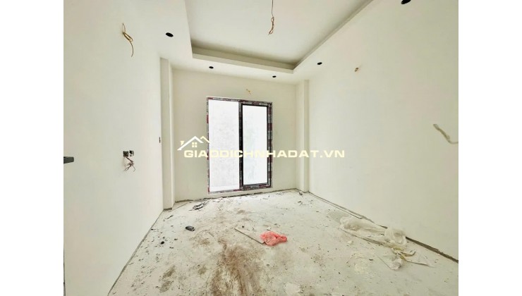 Nam Dư - Lĩnh Nam DT 35m x 5 tầng. Lô góc, gần ô tô, kinh doanh nhỏ
