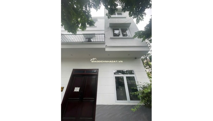 SIÊU PHẨM NHÀ CAO VIÊN + SÂN + CÂY CẢNH VIEW NHƯ BIỆT THỰ.