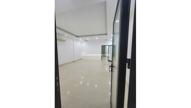 Toà nhà Văn Phòng 168 Nguyễn Xiển, Thanh Xuân, sáng, đẹp - 80m2 - 8,5tr/tháng. Thang máy, nhà để xe riêng. Call: 0987519509