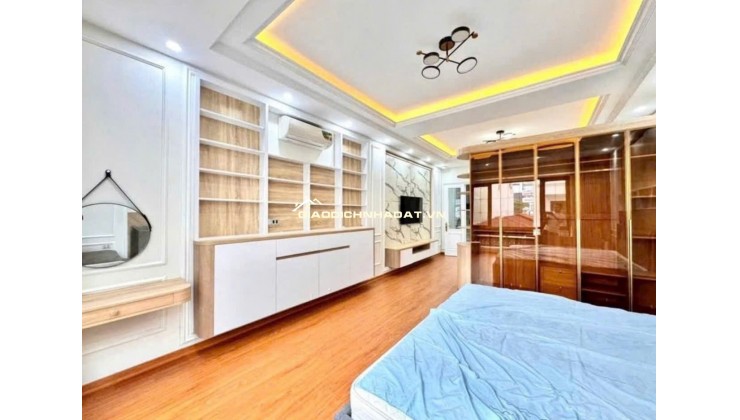 Siêu phẩm Đống Đa- Phân lô víp,lô góc,2 ô tô tránh,ngõ thông kinh doanh,33/50m2, 12 tỷ