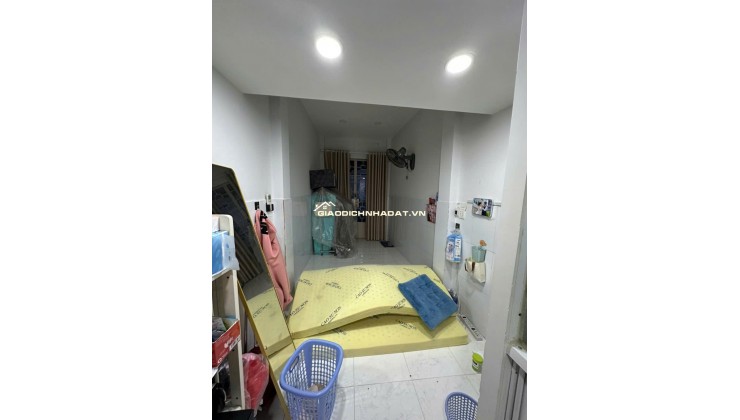 NHỈNH 1 TỶ SỔ HỒNG RIÊNG TPHCM NHÀ FULL NỘI THẤT CAO CẤP TRUNG TÂM TÂN BÌNH