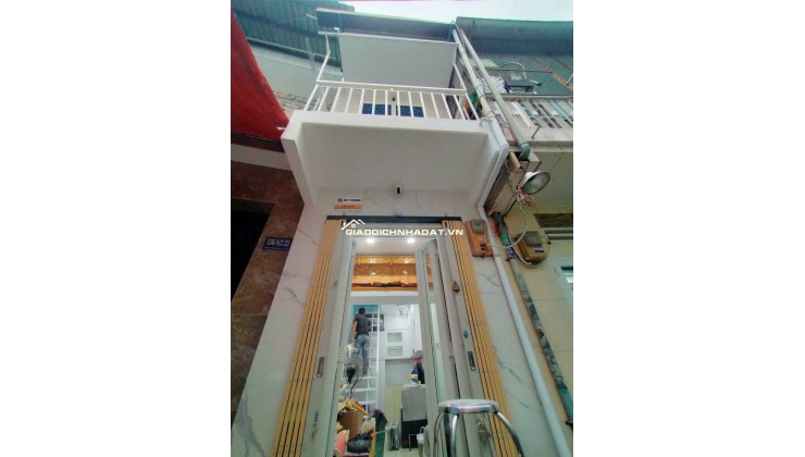 NHỈNH 1 TỶ SỔ HỒNG RIÊNG TPHCM NHÀ FULL NỘI THẤT CAO CẤP TRUNG TÂM TÂN BÌNH