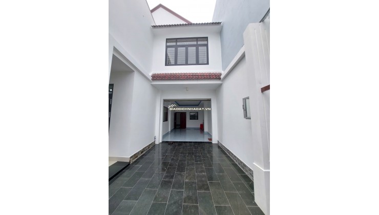 Bán nhà nhánh đường Ngô Gia Tự TT Rạch Giá